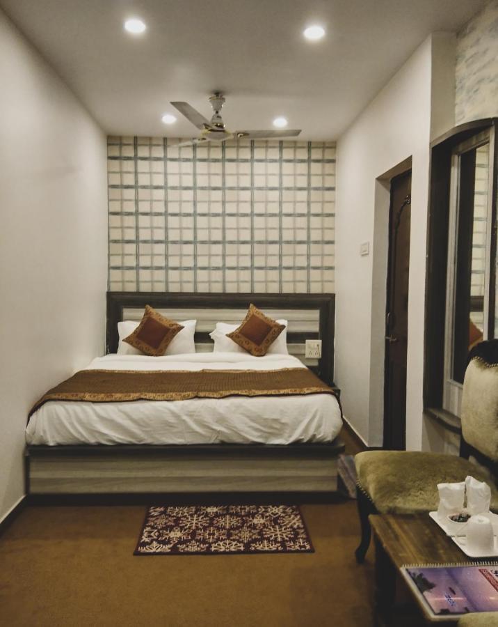Ajay Guest House Варанаси Екстериор снимка