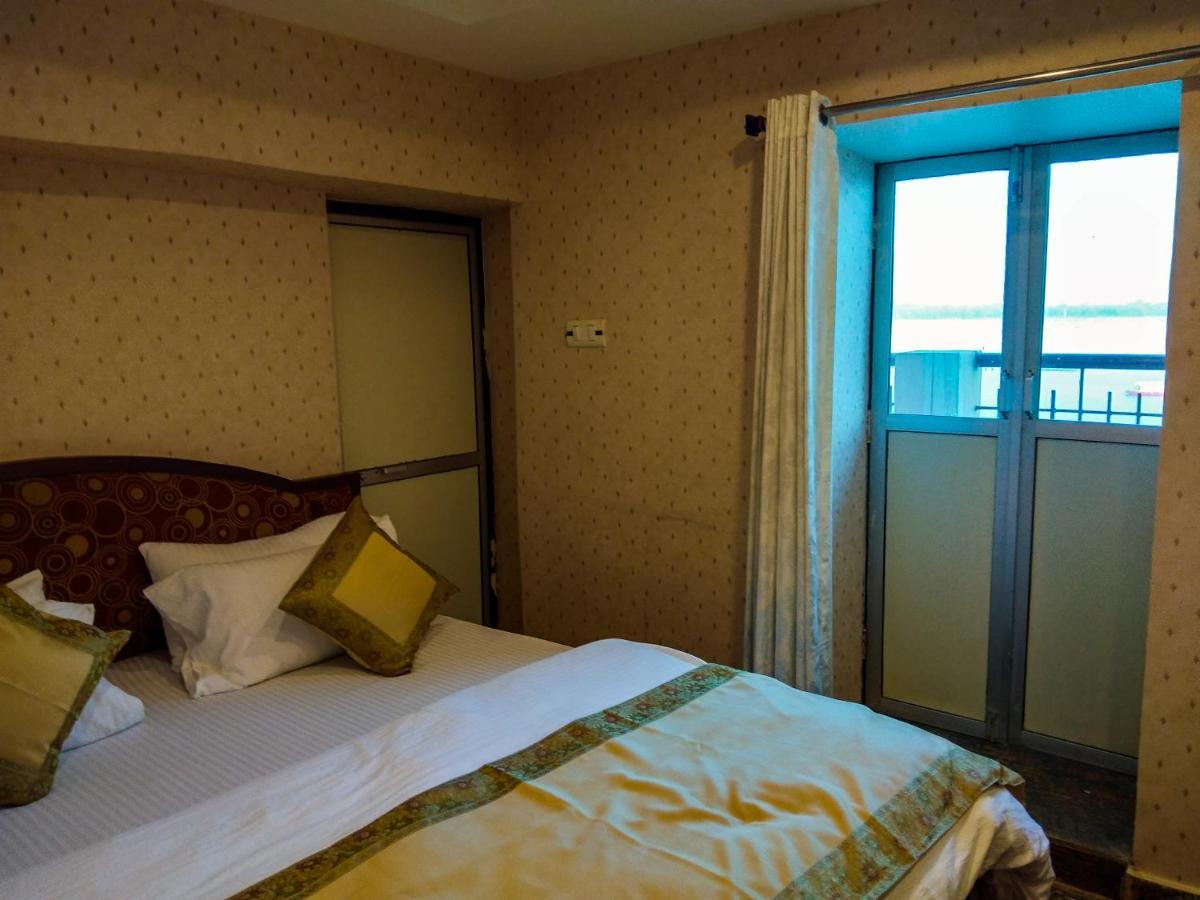 Ajay Guest House Варанаси Екстериор снимка