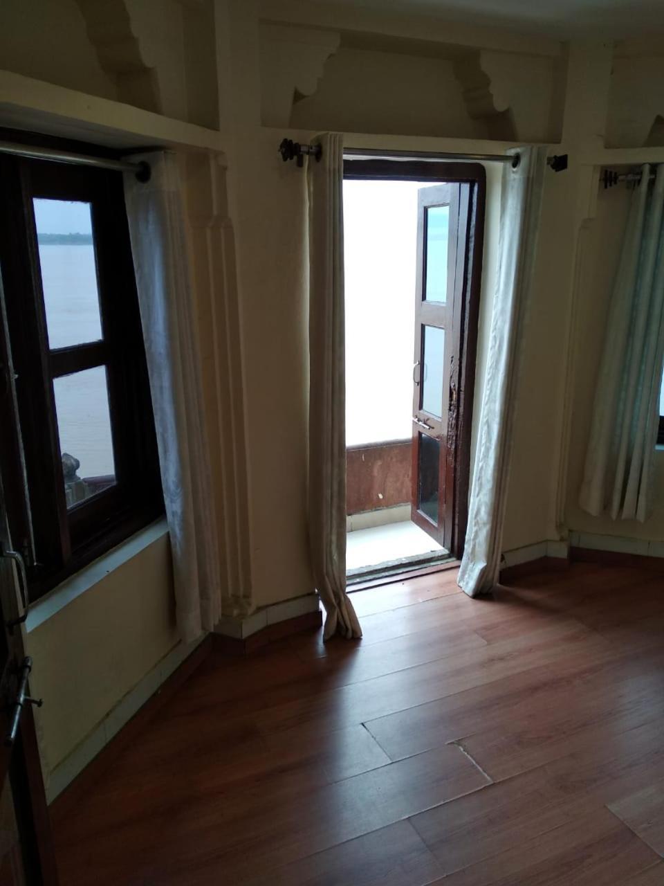 Ajay Guest House Варанаси Екстериор снимка