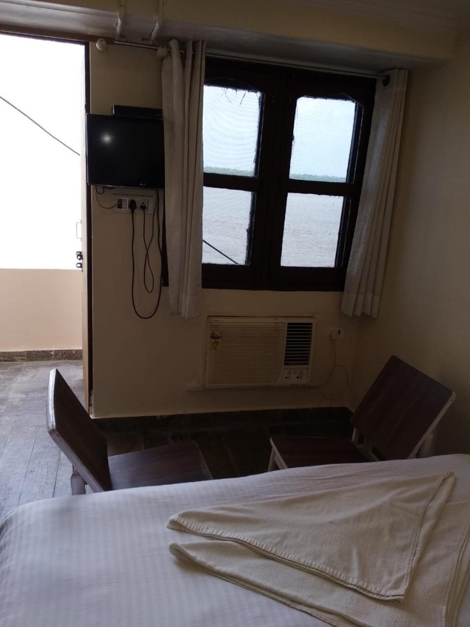 Ajay Guest House Варанаси Екстериор снимка