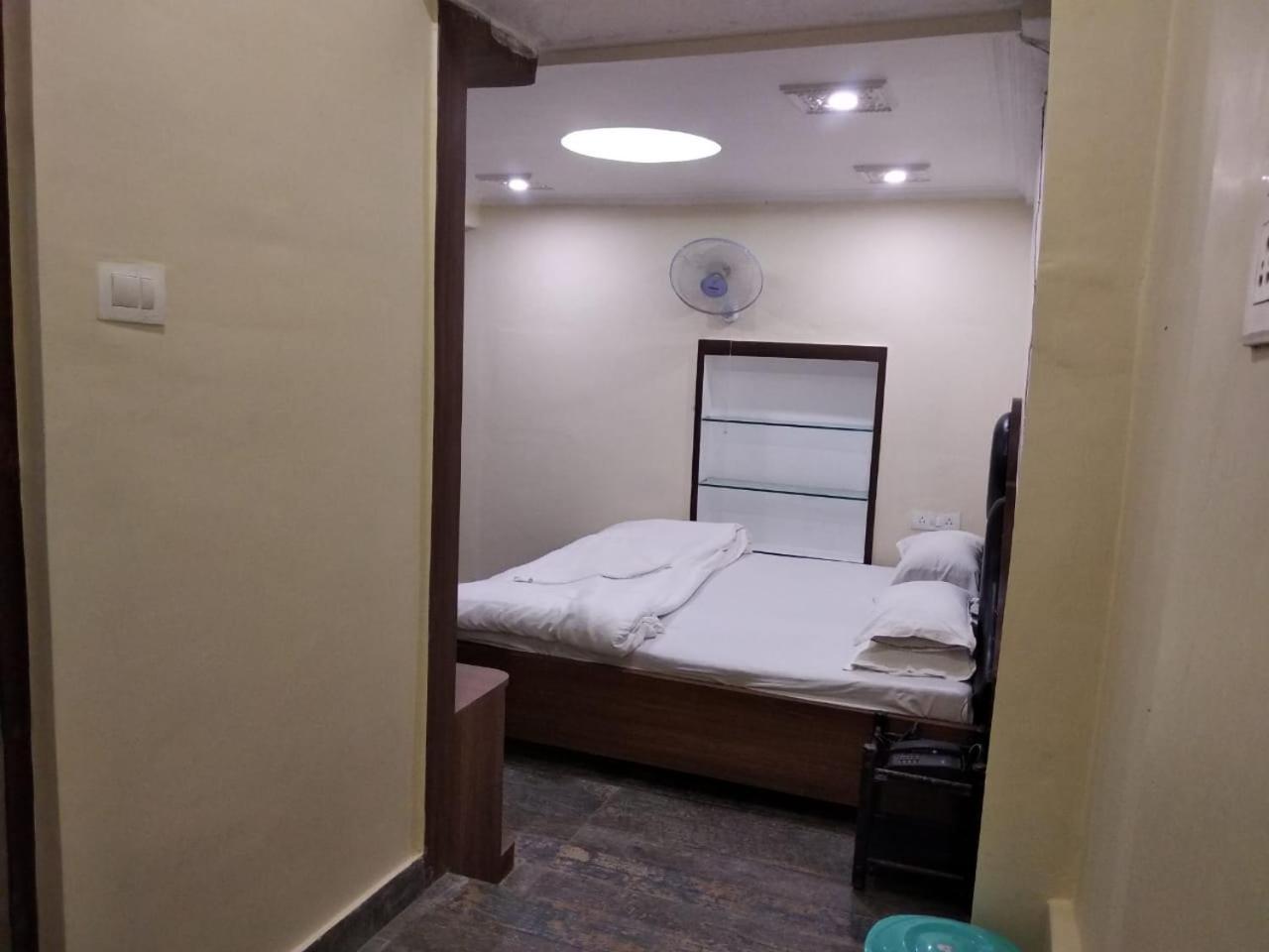 Ajay Guest House Варанаси Екстериор снимка